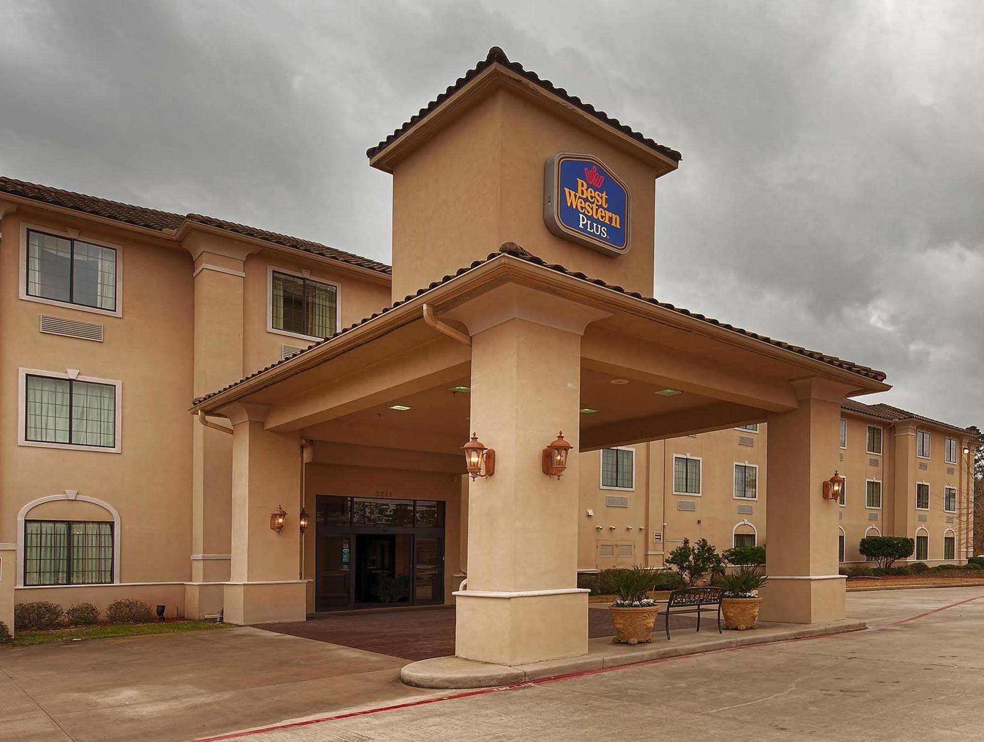 Best Western Plus Crown Colony Inn & Suites Lufkin Exterior foto
